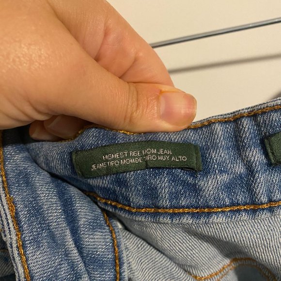 Wild Fable Distressed Highest Rise Mom Jean - Size 6 - Picture 8 of 8